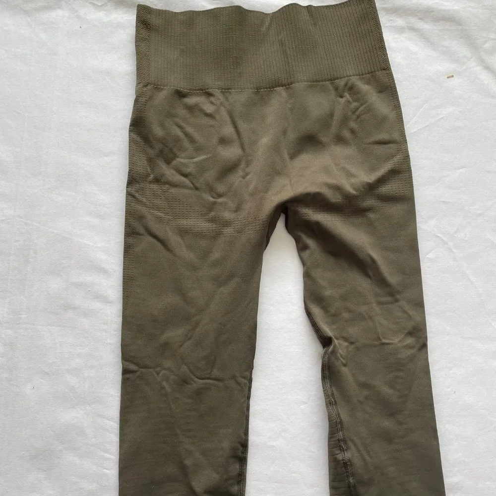 Women's Best Power Seamless Leggings size Medium - Picture 4 of 12